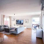 Big Family House With 3 Bedrooms Сasa de vacaciones *