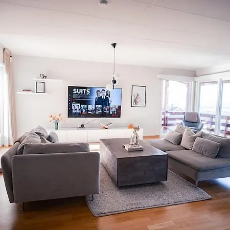 Big Family House With 3 Bedrooms Ferienhaus *