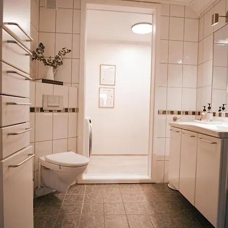 Big Family House With 3 Bedrooms Тромсё